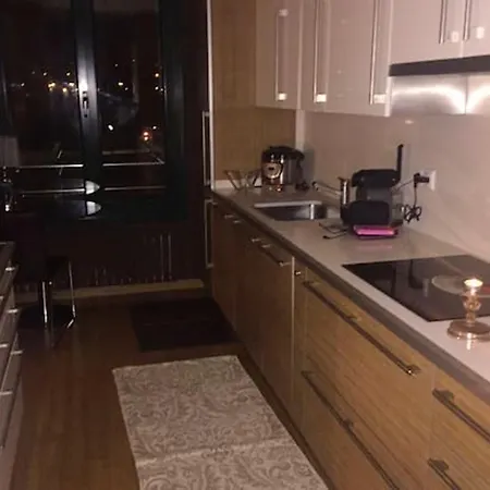 アパート 2 Bedrooms With Wifi At *