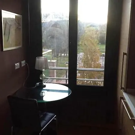アパート 2 Bedrooms With Wifi At