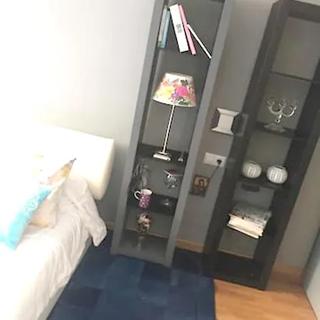 2 Bedrooms With Wifi At Apartmán