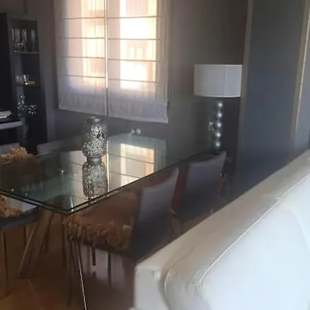 2 Bedrooms With Wifi At Gijón